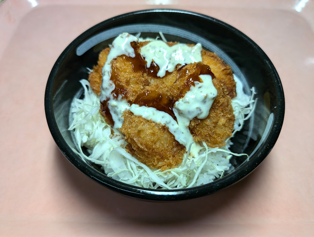 ※ぎょれんミックスフライ丼