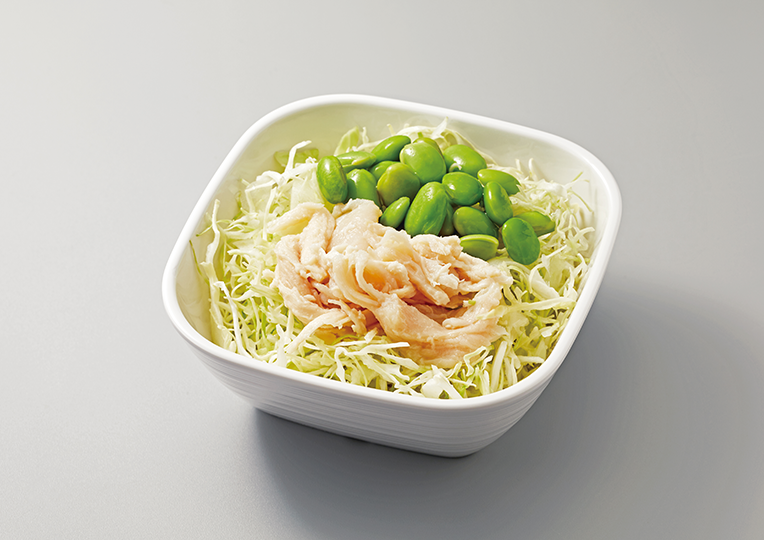 蒸し鶏枝豆サラダ